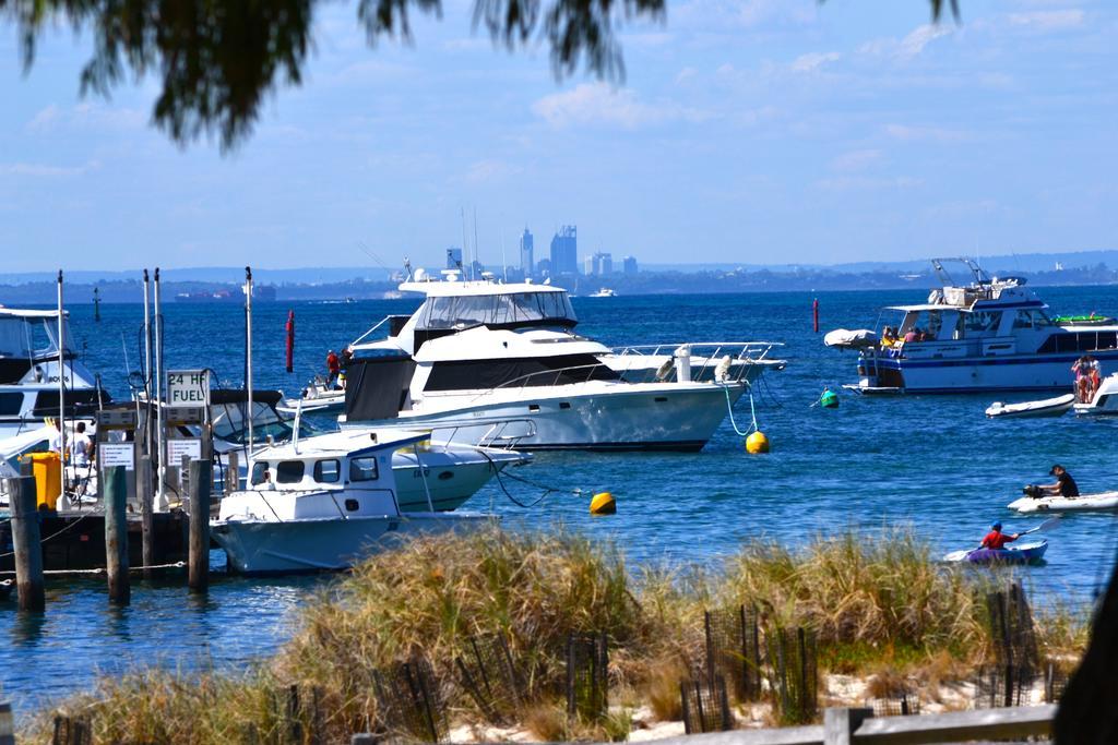 Palms Bed & Breakfast Perth Esterno foto