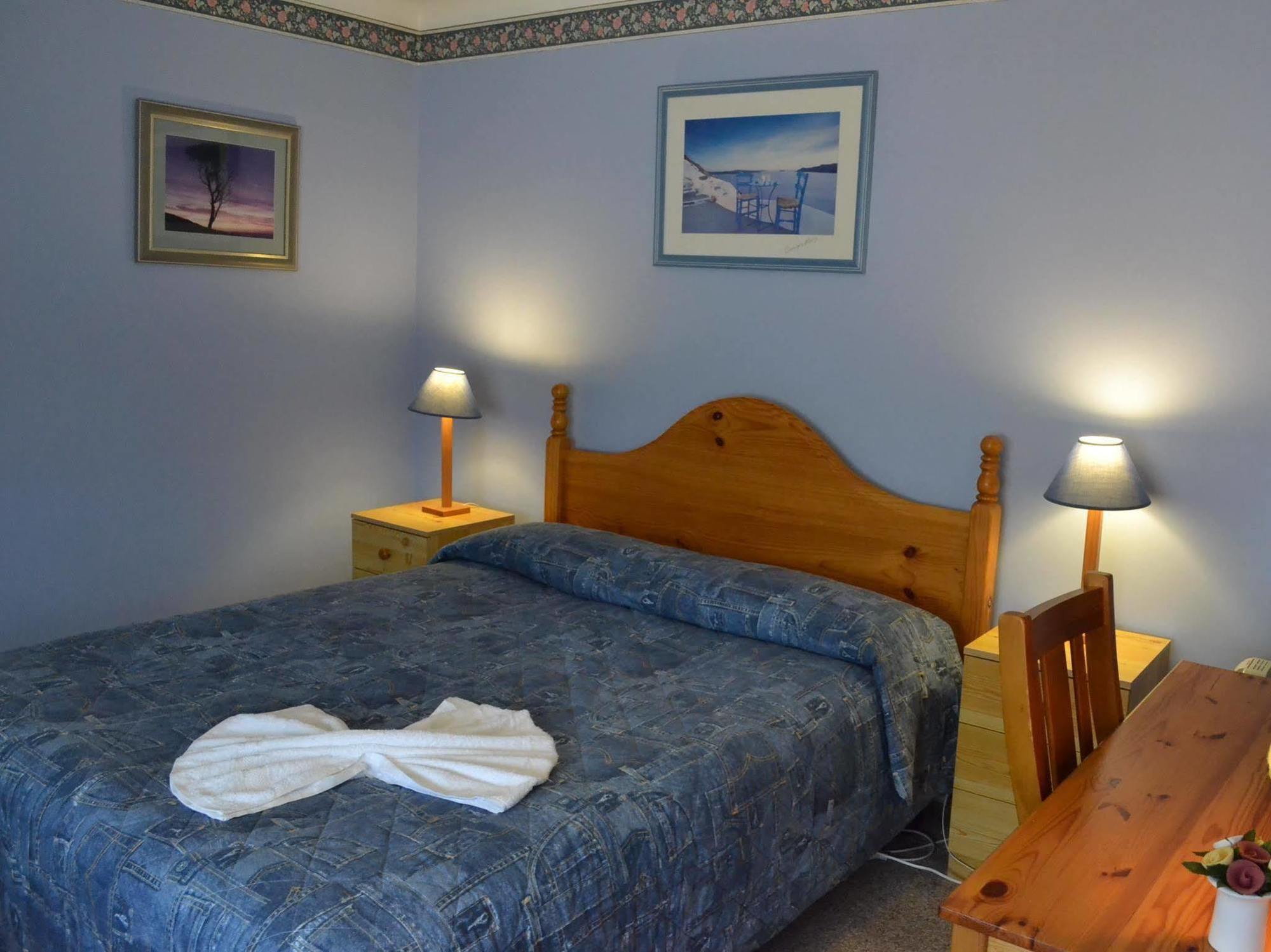 Palms Bed & Breakfast Perth Esterno foto